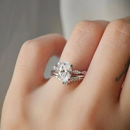 18K Odette Solitaire Oval Moissanite Ring with Round & Marquise Band