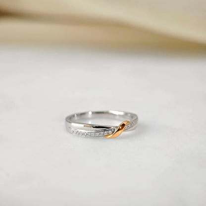 Vienna Love Twist Diamond Band