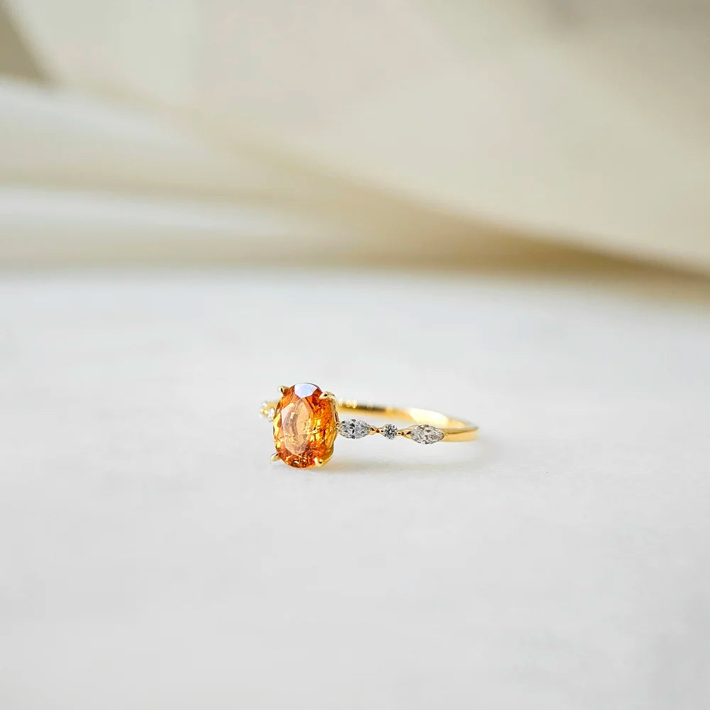 18K Odette Orange Garnet Ring