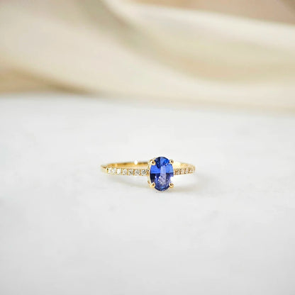 18K Cielo Blue Sapphire Ring