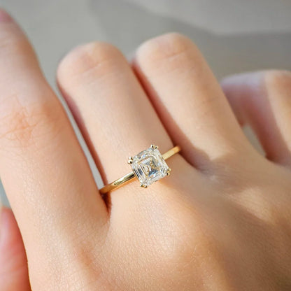 18K Double-claw Asscher Lab-grown Diamond Ring