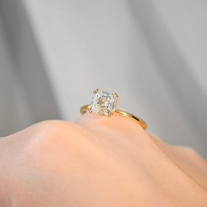 18K Double-claw Asscher Lab-grown Diamond Ring