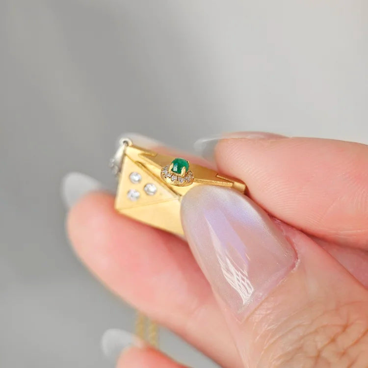 18K Emerald Love Letter Pendant