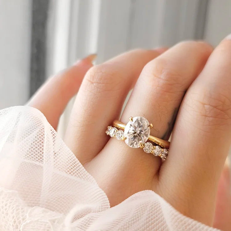Analeia Open-ended Lab-grown Diamond Band