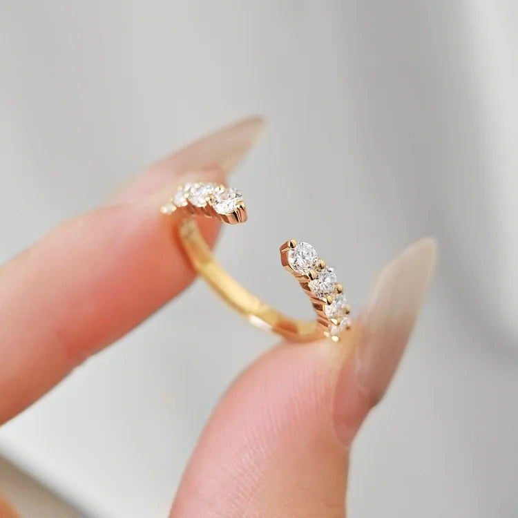 Analeia Open-ended Lab-grown Diamond Band