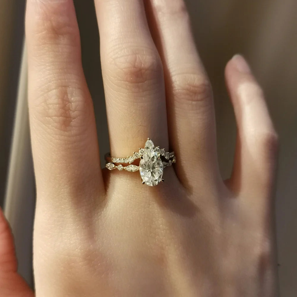 18K Odette Solitaire Oval Moissanite Ring with Round & Marquise Band