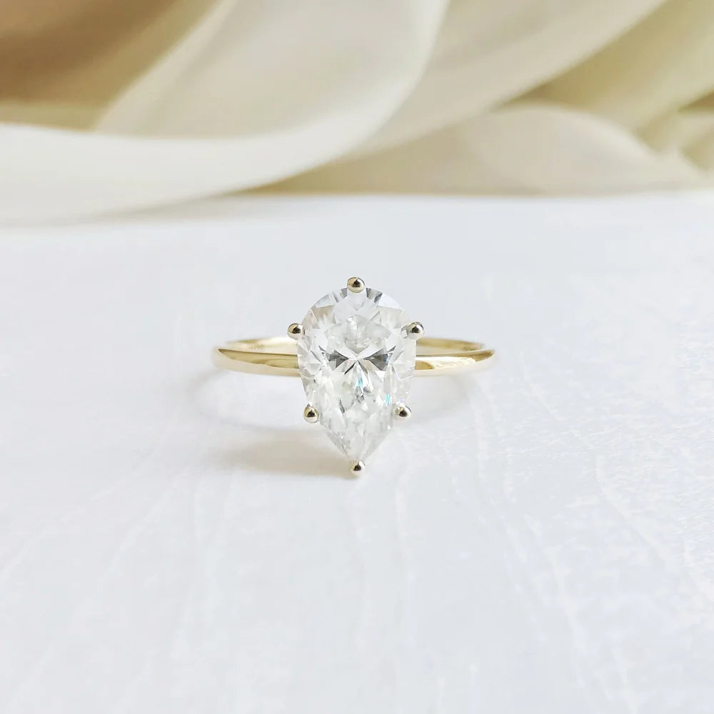 14K "The Raindrop" Moissanite Ring