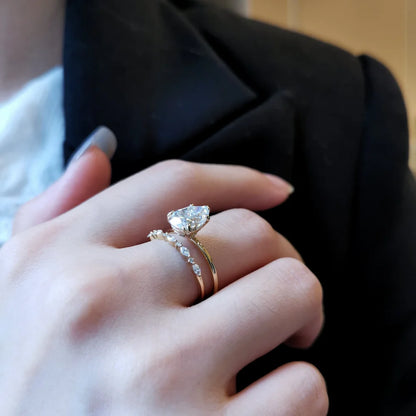 14K Pear Moissanite Diamond Fountain Ring