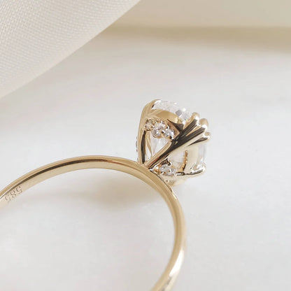 14K Pear Moissanite Diamond Fountain Ring