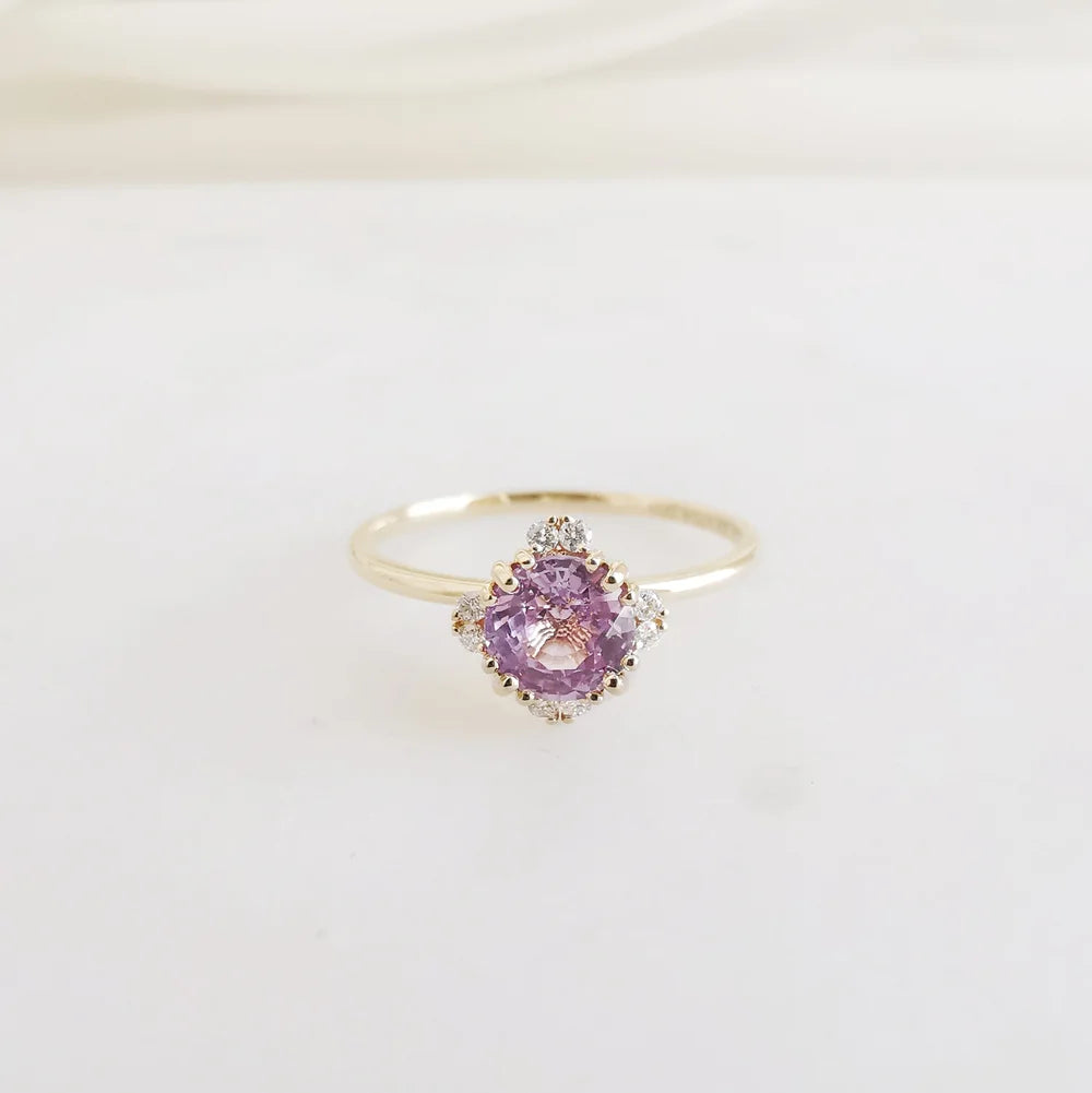 18K Lavender/ Green Sapphire Ring