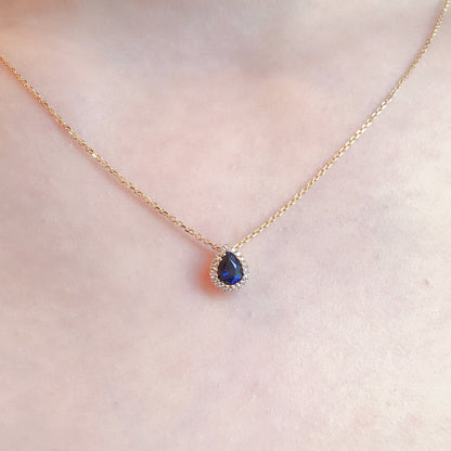 Floating Pear Sapphire Neckalce