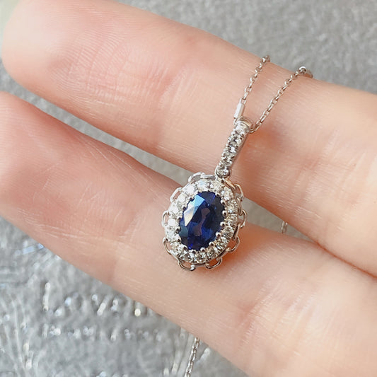 Antique Lace Sapphire Pendant