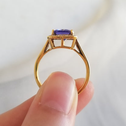 Emerald cut Tanzanite Ring
