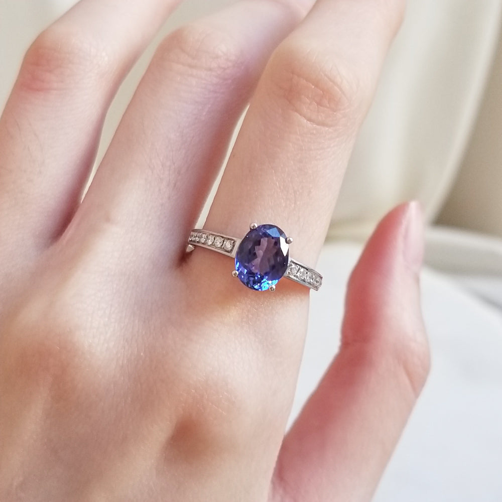 Oval Tanzanite Ring