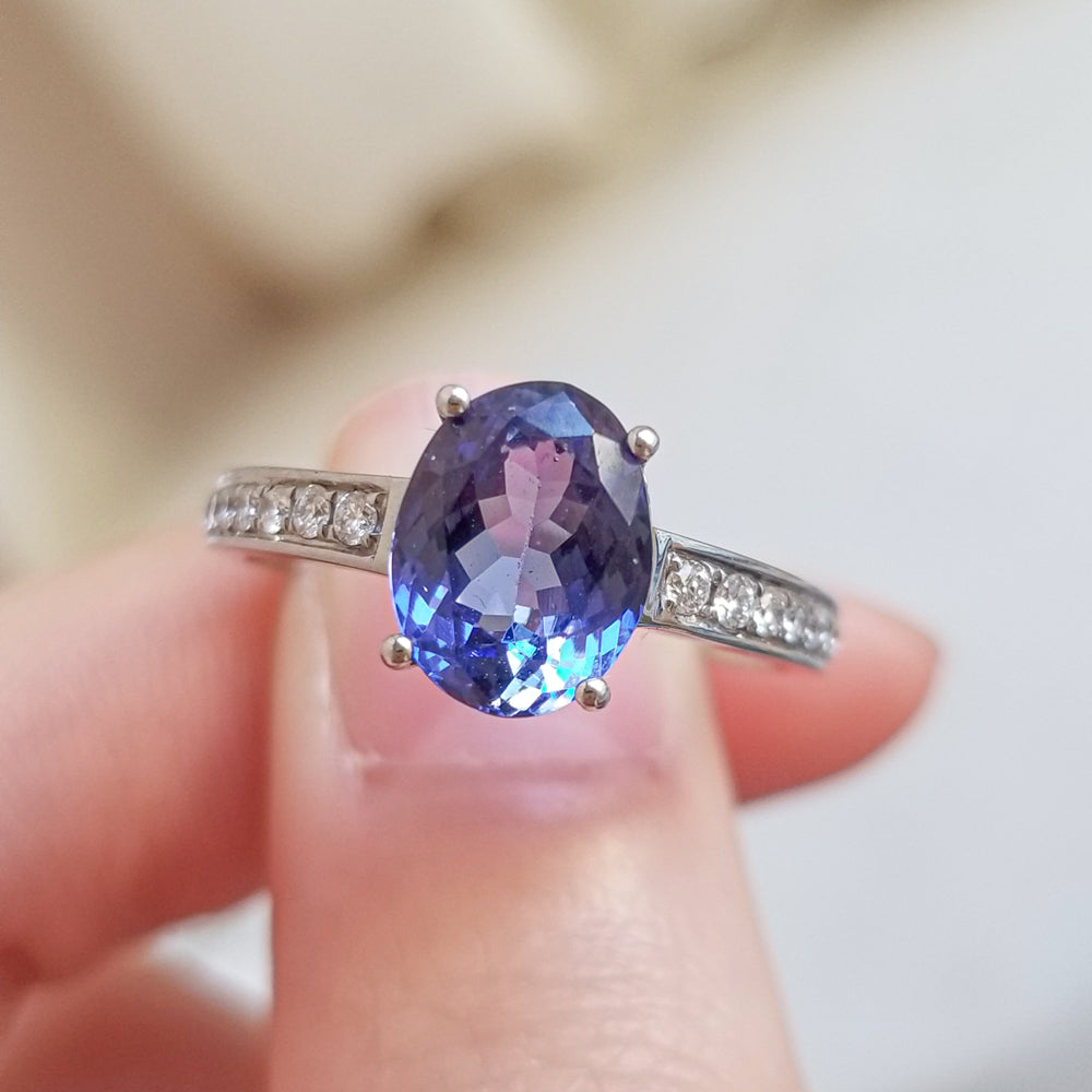 Oval Tanzanite Ring