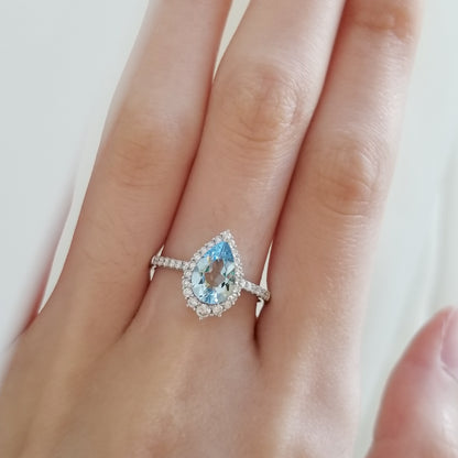 18K Stellar Pear Aquamarine and Diamond Ring
