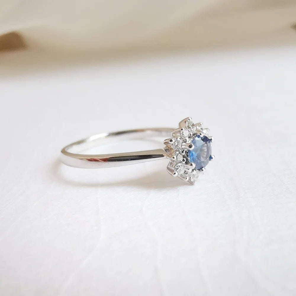 Ceylon Snowflake Ring