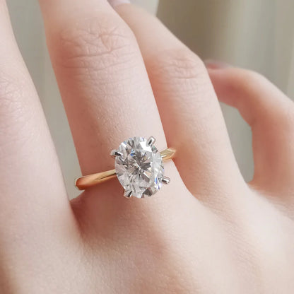 18K "The Classic" Oval Moissanite Ring