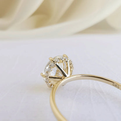 18K "The Diamond Wreath" Moissanite Ring