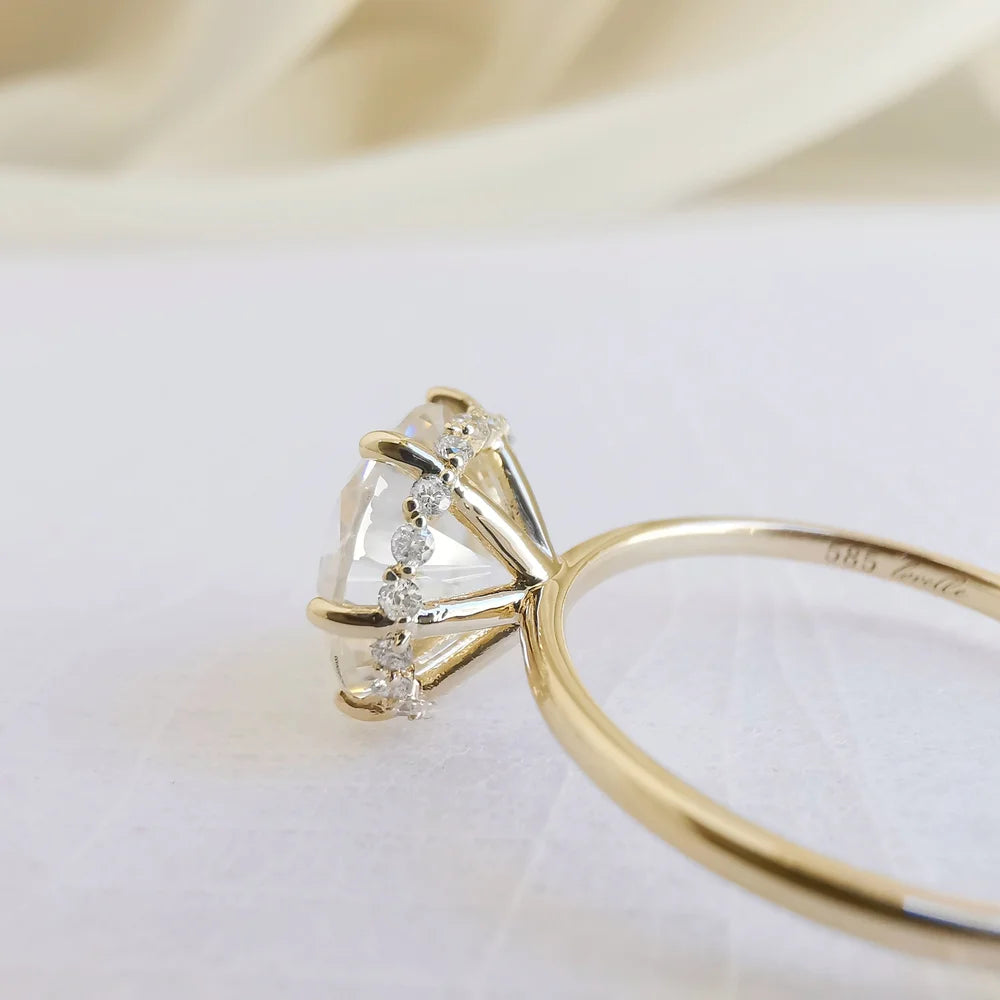 18K "The Diamond Wreath" Moissanite Ring