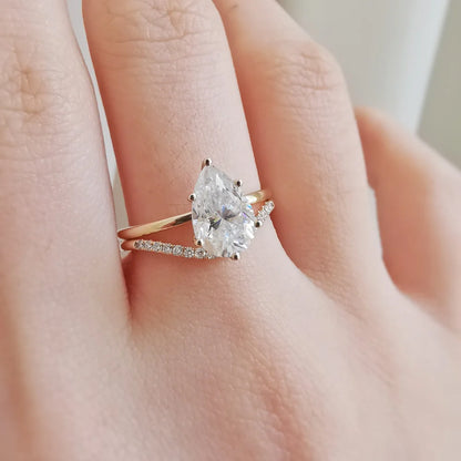 14K "The Raindrop" Moissanite Ring