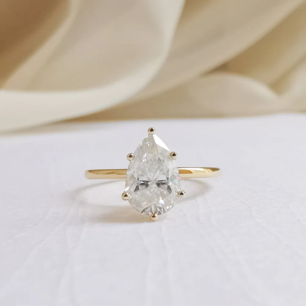 14K "The Raindrop" Moissanite Ring