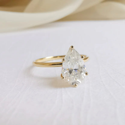 14K "The Raindrop" Moissanite Ring