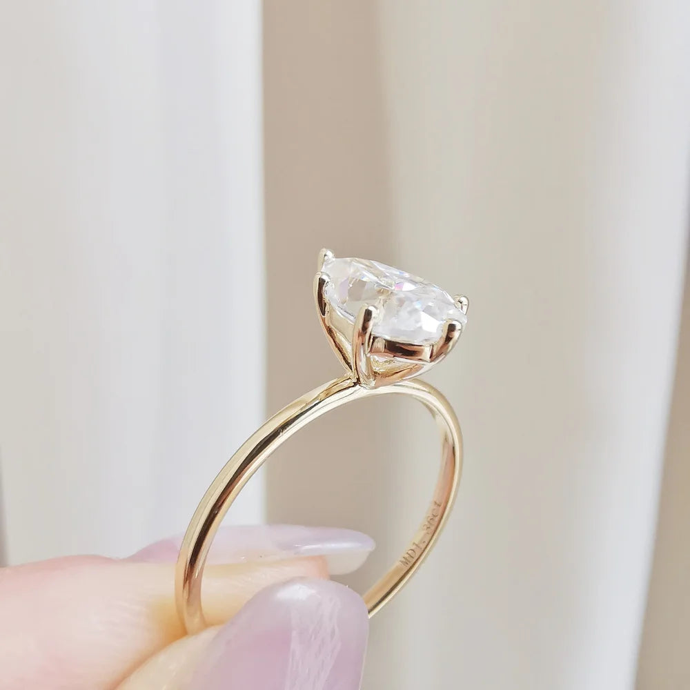 14K "The Raindrop" Moissanite Ring