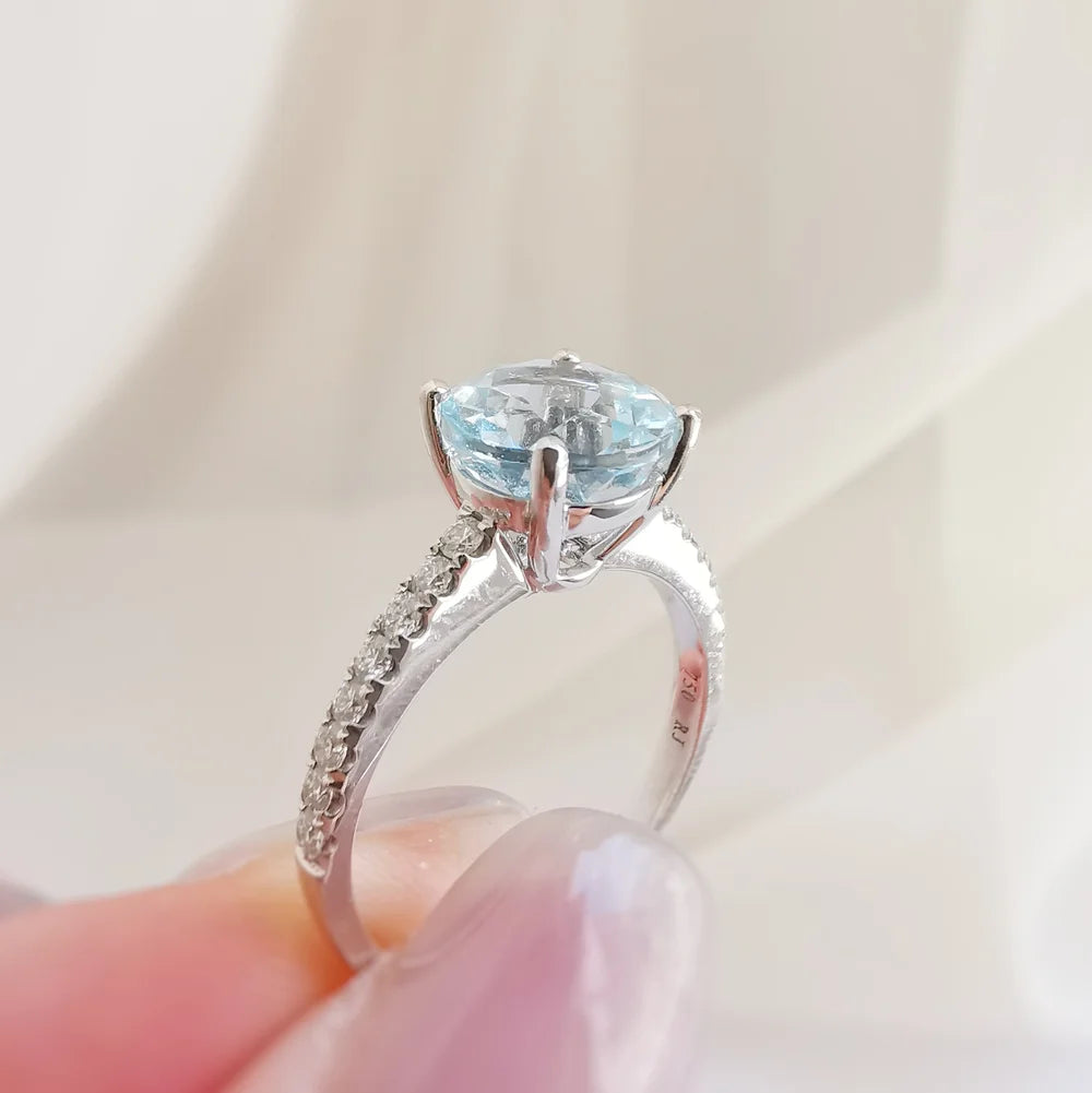 Round Aquamarine Ring