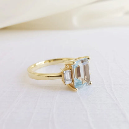 Through-the-Looking-Glass Aquamarine Ring