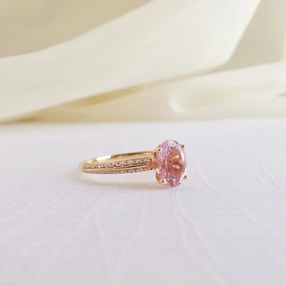 On-Point Knife-Edged Morganite Ring