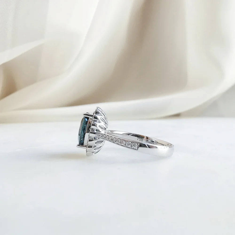 18K White Gold Oval Tourmaline Ring