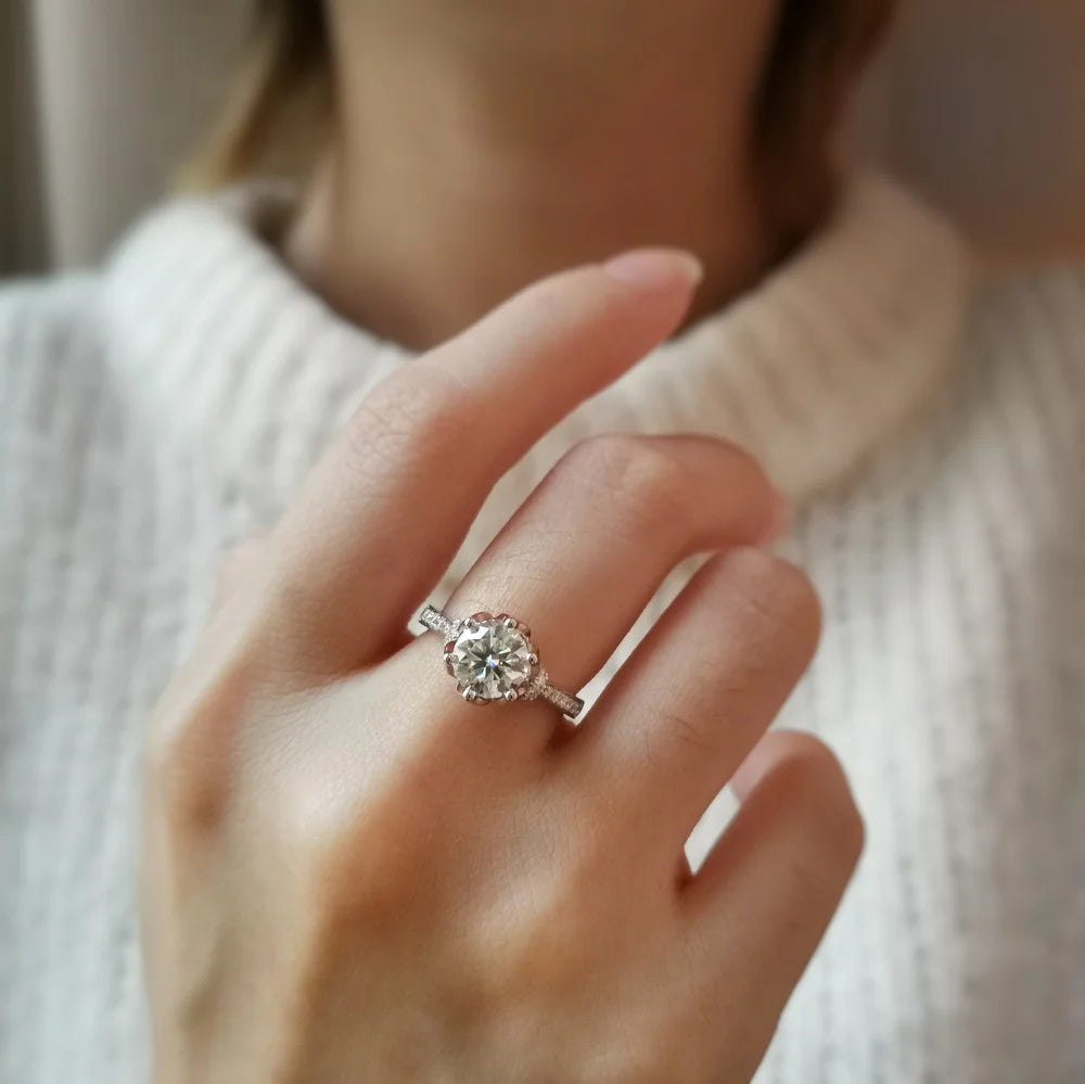 18K Sweet Rosebud Moissanite Ring with Ruby