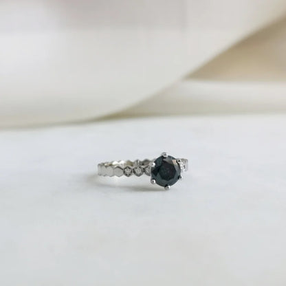 18K White Gold Spinel Honeycomb Ring