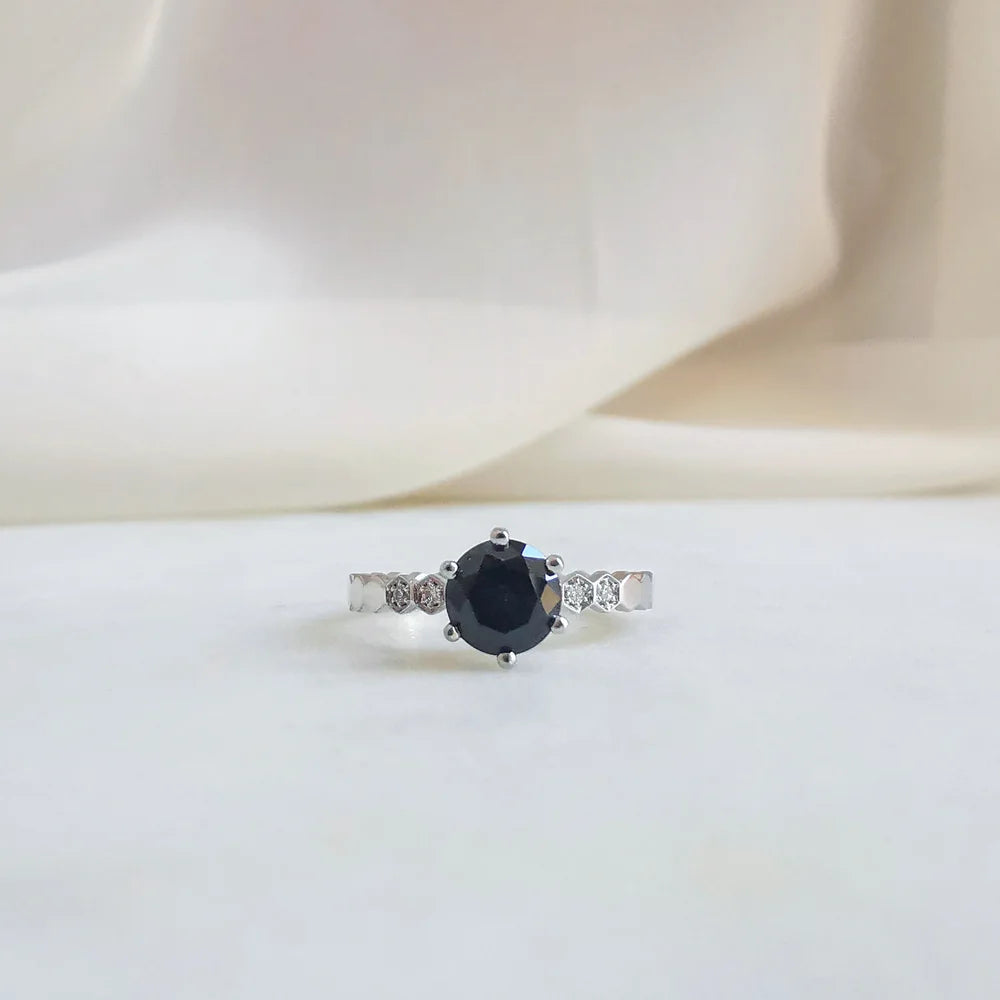 18K White Gold Spinel Honeycomb Ring