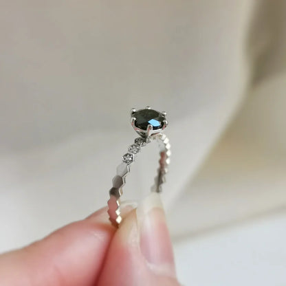 18K White Gold Spinel Honeycomb Ring