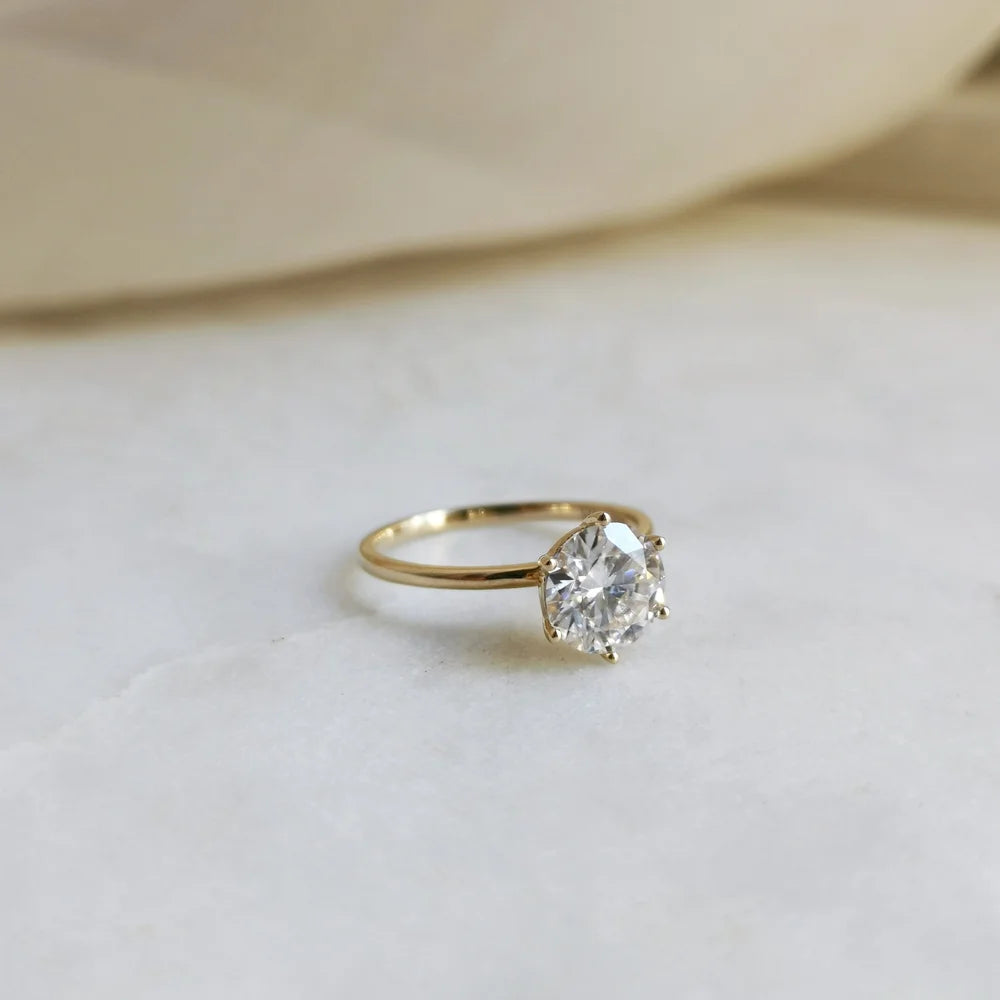 14K "The Diamond Fountain" Round Moissanite Ring