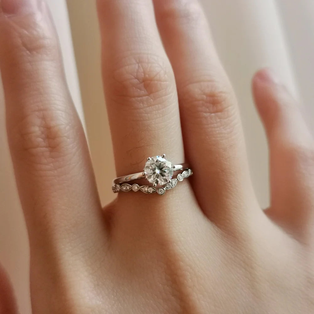 18K "The Diamond Wreath" Moissanite Ring