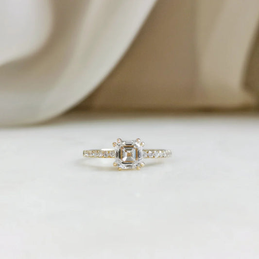 18K Symphonie Solitaire Lab-grown Diamond Ring
