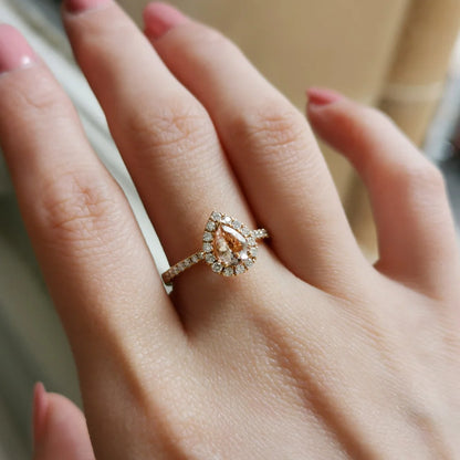 Dewy Pear Morganite Ring