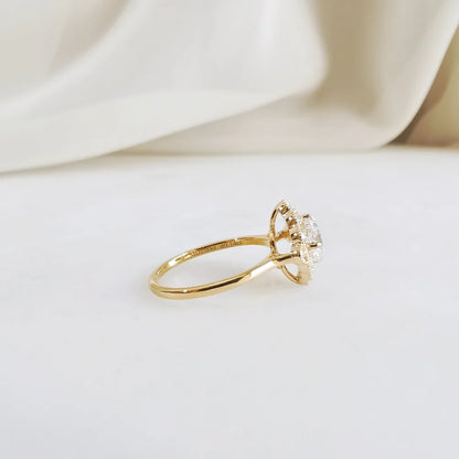 18K Moissanite Petal Ring