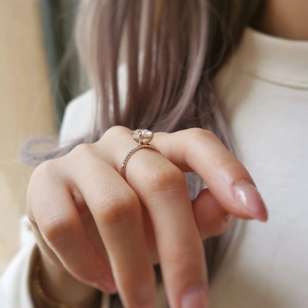 Amelia Moissanite Ring