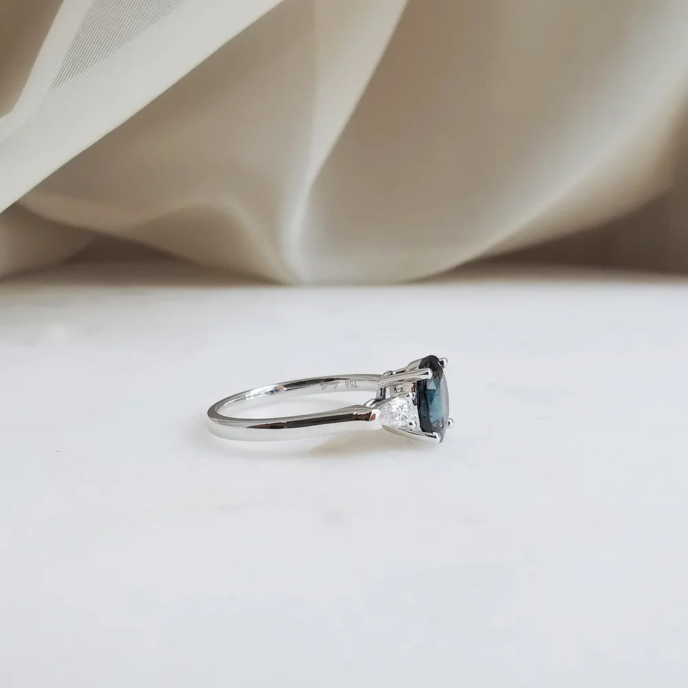 Luncinda Sapphire Ring