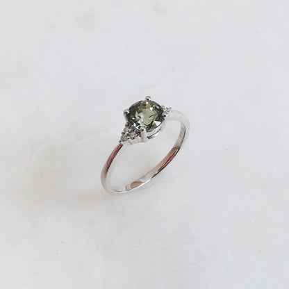 18K Round Green Sapphire Ring