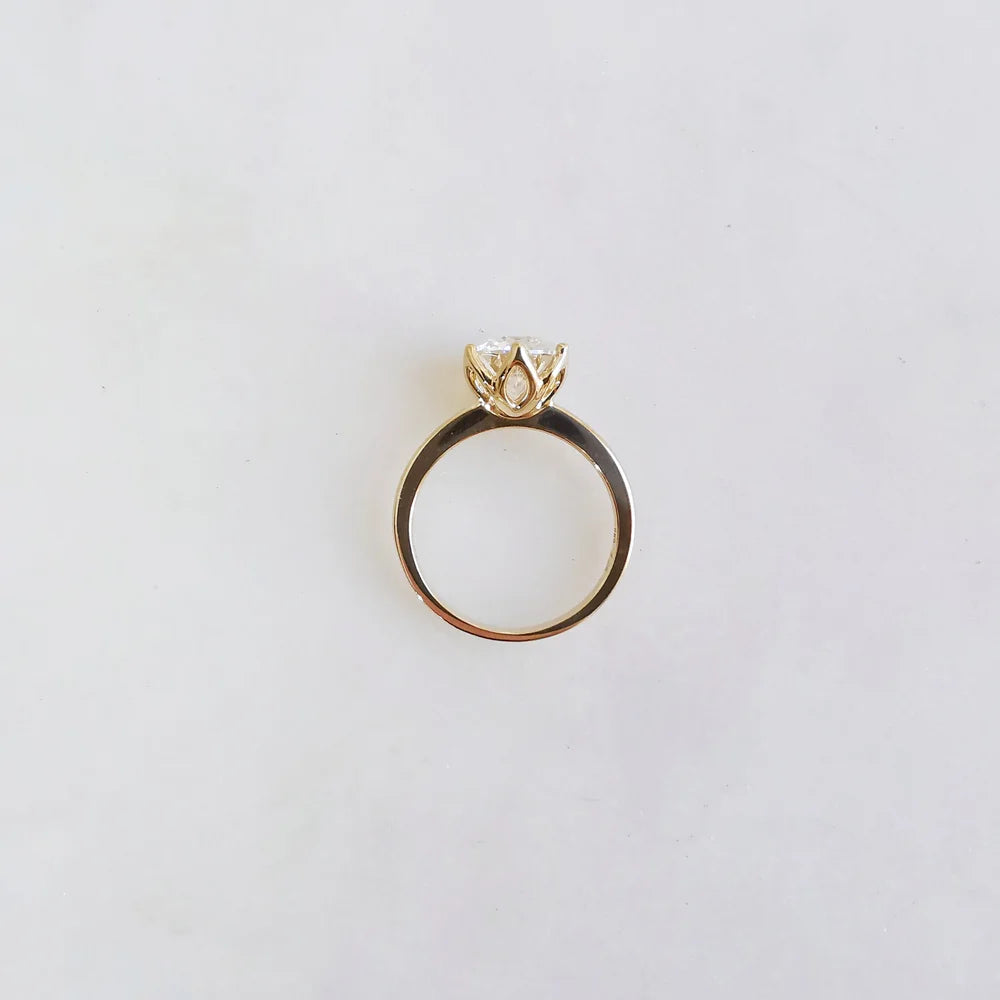 18K Aggie Moissanite Ring