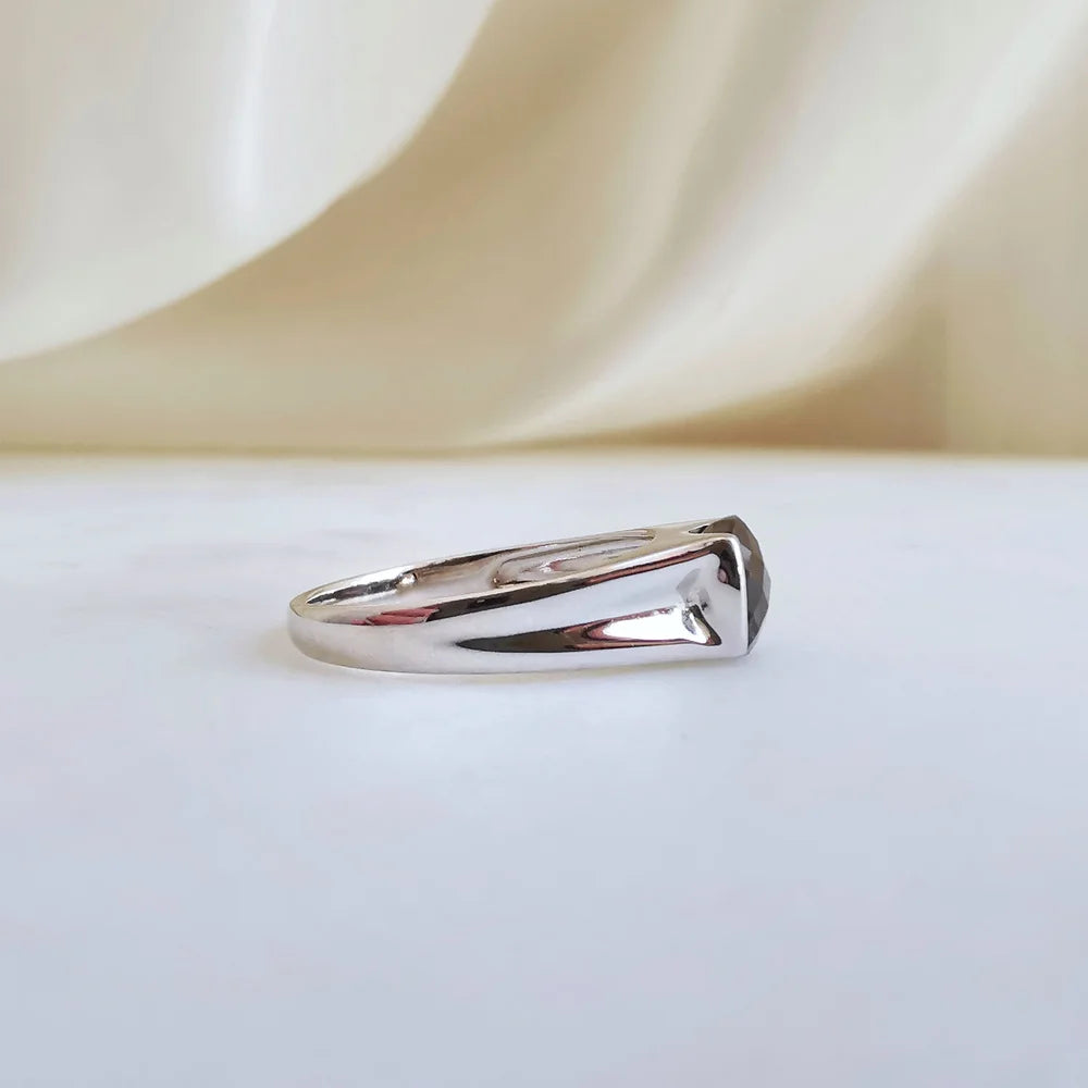 18K Smokey Quartz Ring