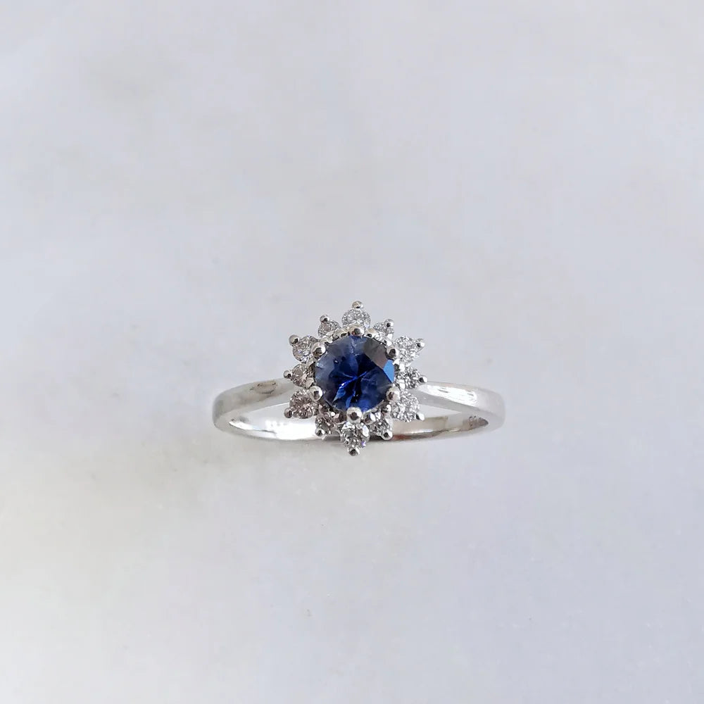 18K Ceylon Sapphire with Snowflake Diamond Ring
