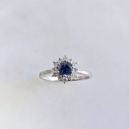 18K Ceylon Sapphire with Snowflake Diamond Ring