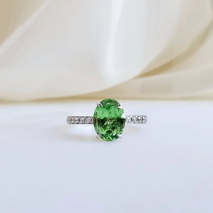 18K Oval Tsavorite with Diamond Ring