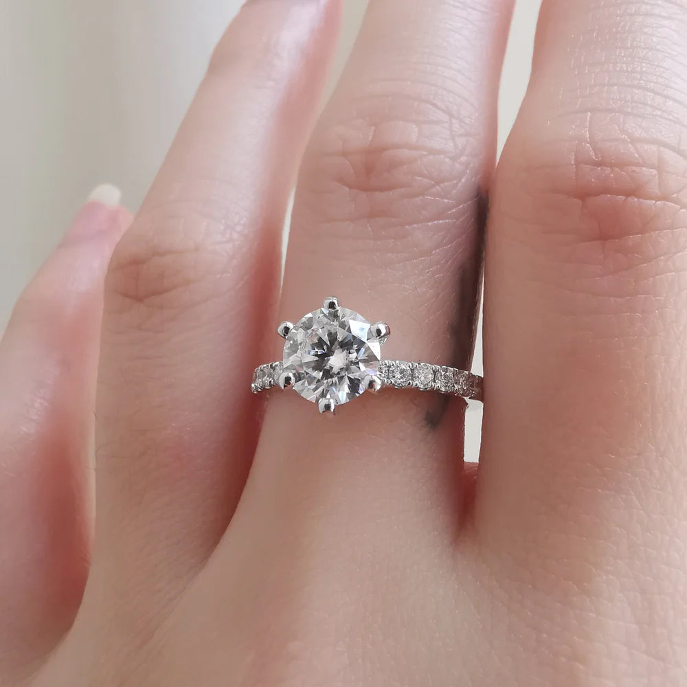 18K Trisha Moissanite Ring